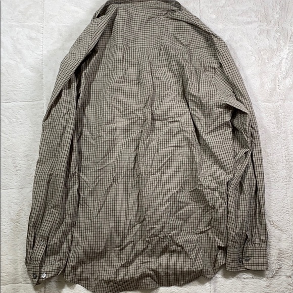 Men’s Van Heusen Button-Down Shirt - Picture 4 of 5